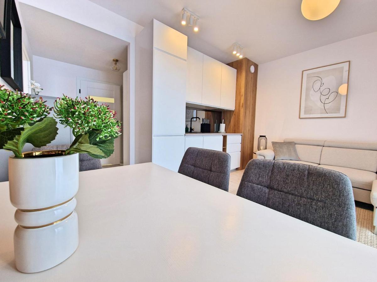 Apartament Modern 64 Z Widokiem Na Morze - 365Pam Ustronie Morskie Exterior photo
